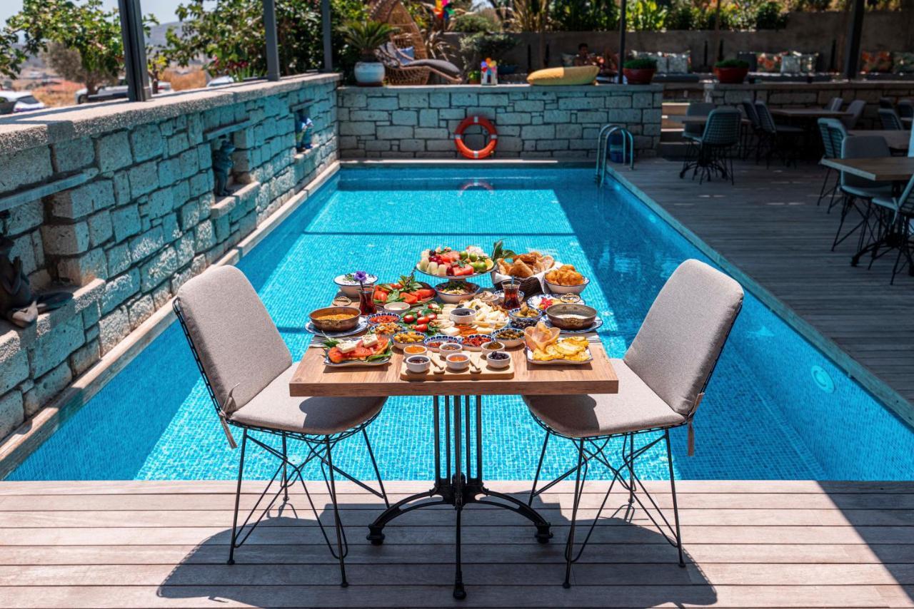 Yerli Alaçatı Luaran gambar